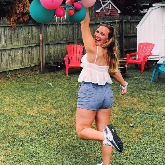 American Eagle Corduroy Mom Shorts - Picture 2 of 7